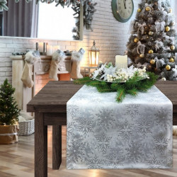 Vianočný behúň na stôl so striebornými snehovými vločkami Strieborná 40x140 cm