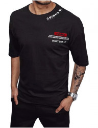 čierne tričko s potlačou na hrudi W5465