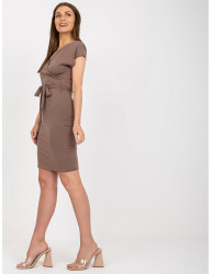 Hnedé elegantné šaty s viazaním W6356 #3
