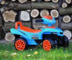 Detské odrážadlo so zvukom Štvorkolka Milly Mally Monster Military zelená #7