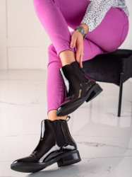 Klasické čierne dámske  členkové topánky na plochom podpätku #2