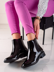 Klasické čierne dámske  členkové topánky na plochom podpätku #3