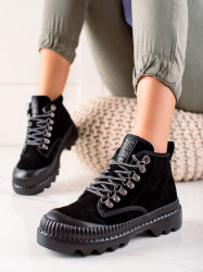 Komfortné čierne dámske  členkové topánky bez podpätku #2