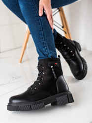 Moderné  členkové topánky dámske čierne na plochom podpätku