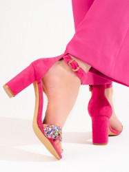 Praktické  sandále dámske ružové na širokom podpätku #1