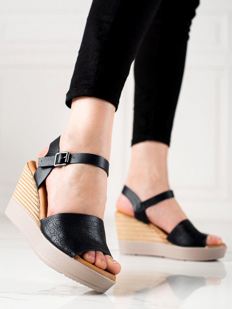 Komfortné   sandále dámske