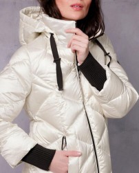 Páperová prešívaná bunda s kapucňou Création L Premium, krémová #5