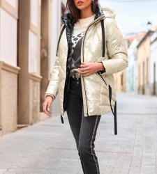 Prešívaná bunda so stojačikom a kapucňou HEINE, metalická farba